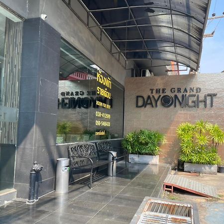 The Grand Day Night Ξενοδοχείο Pattaya Εξωτερικό φωτογραφία